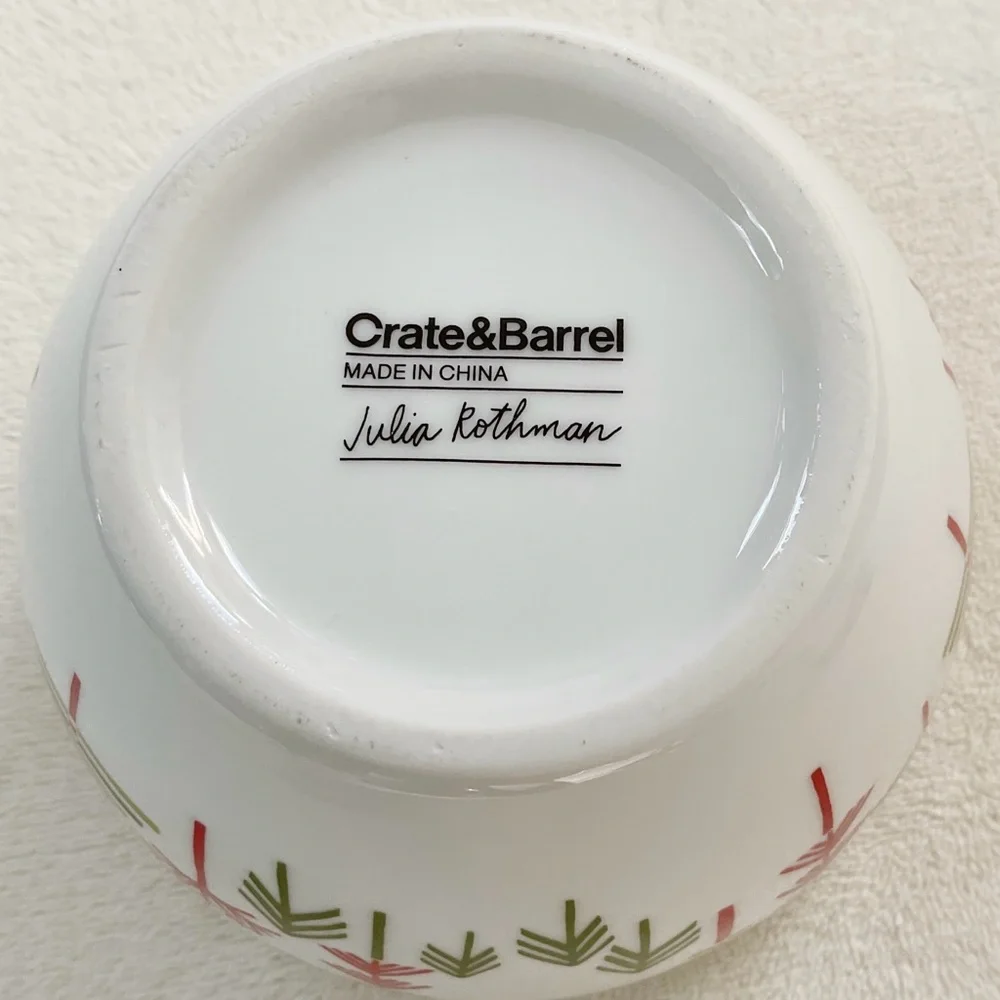 Crate & Barrel Julia Rothman Yule Town Nesting Bowls Set of 2 Christmas Holiday